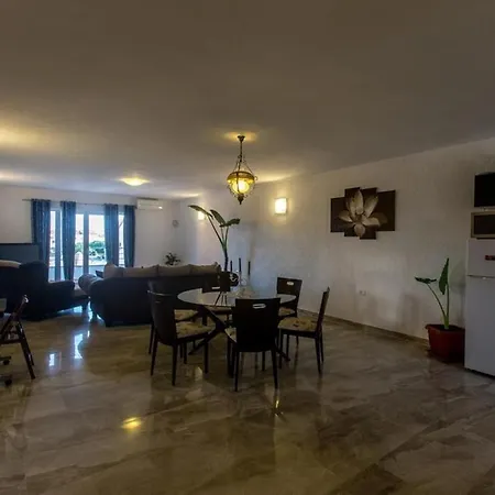 Casa Mia - & 4*