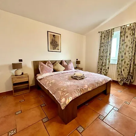 Casa Mia - & Gasthuis 4*
