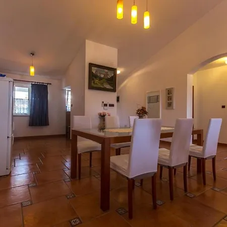 Gasthof Casa Mia - &